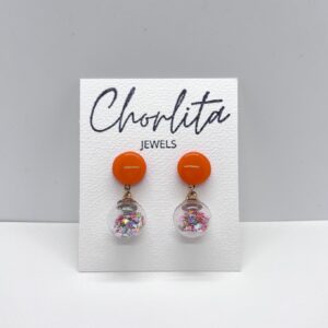 Pendientes circulares naranja con colgante de estrellas
